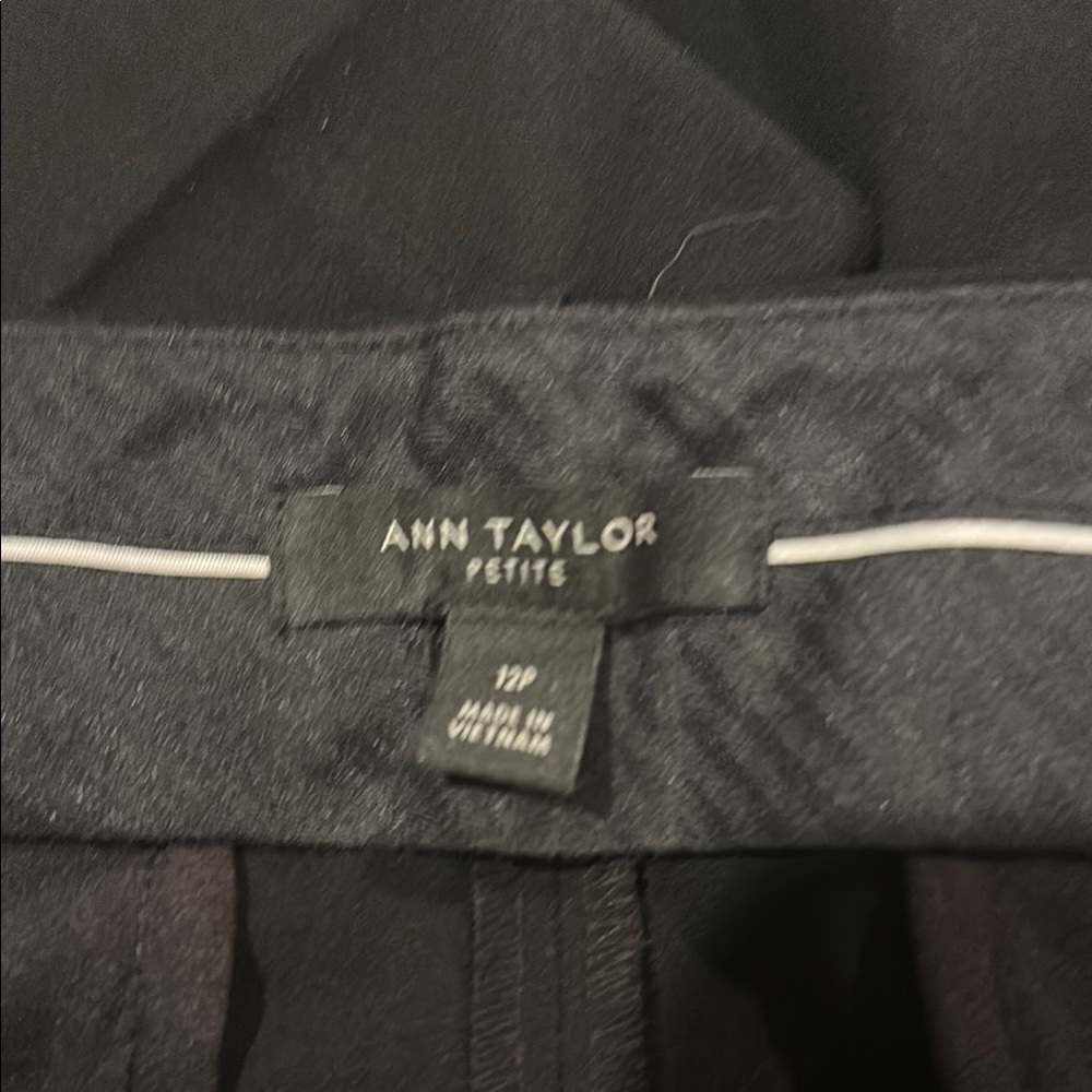 Black Dress Pants with Straight Leg Design - Picture 3 of 3